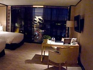Hotel Malik Continental ニューデリー エクステリア 写真
